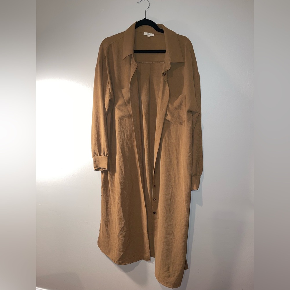 easel Camel Button-Front Long Tunic